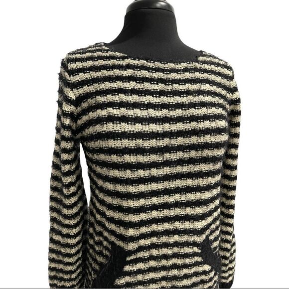 Mirumi Black And White Striped Eyelash Tunic Sweater Sz M - Picture 2 of 11